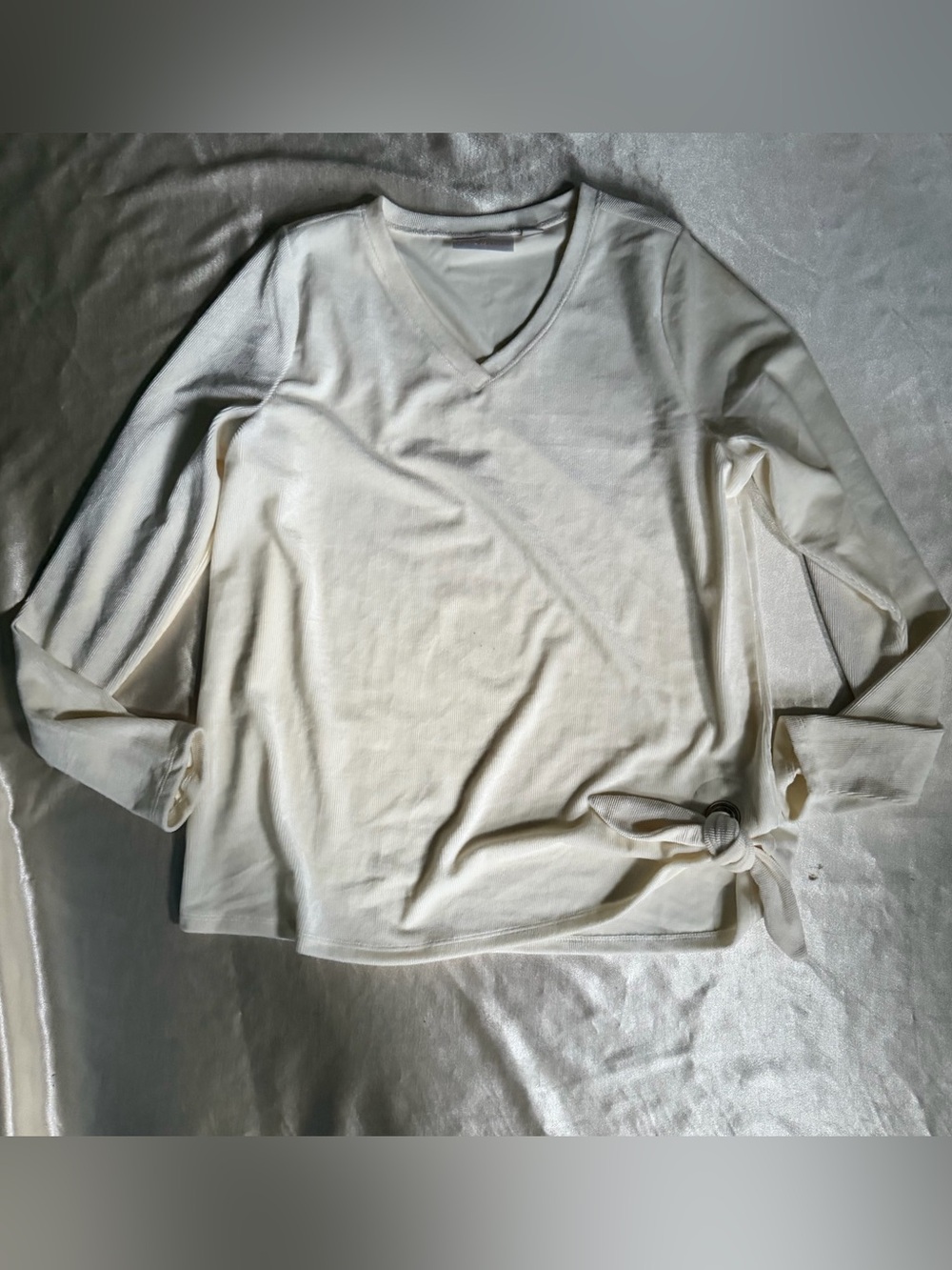 Belle by Kim Gravel Velvet Corduroy V-Neck Grommet Side Tie Top small a620763